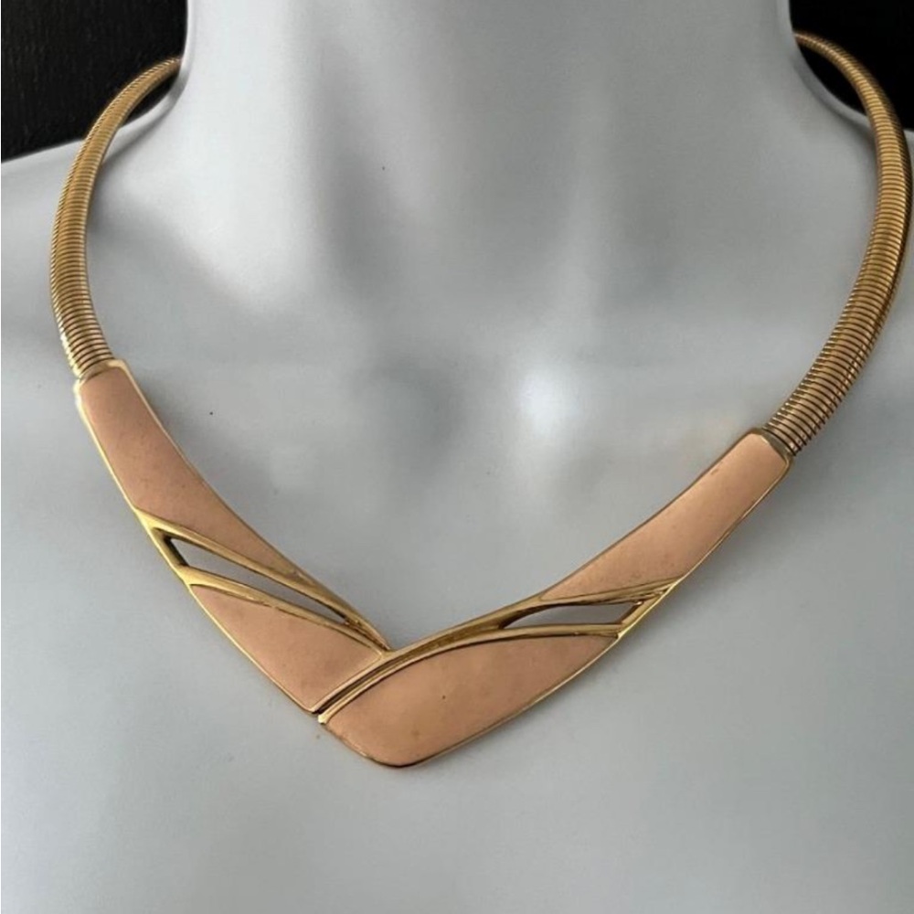 Vintage Signed Trifari Modernist Gold-Tone & Enamel Choker Necklace — Vee Style